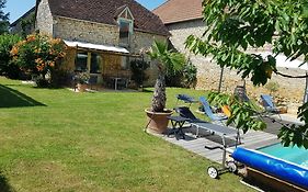 Maison De Village Avec Piscine Privative - Gite-Loubaribas